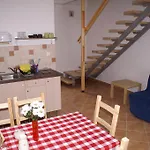 Oeregtoelgy Vendeghaz Pensjonat Csongrád