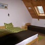 Oeregtoelgy Vendeghaz 3*
