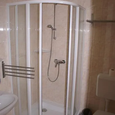 Oeregtoelgy Vendeghaz 3* Csongrád
